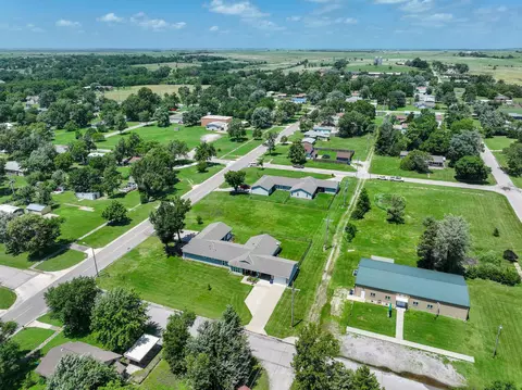 View/Area - 1108 N Main #112 E 11TH ST, Eureka, KS 67045 photo 6 of 6