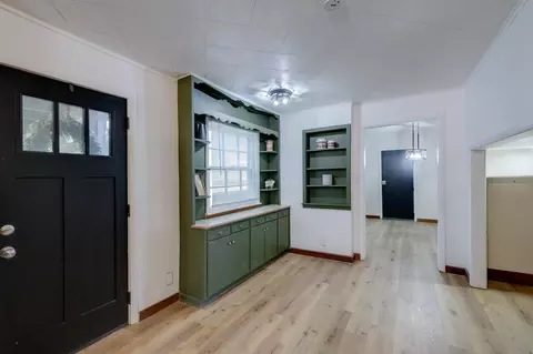 Entry Way - 603 E 9th, Winfield, KS 67156 photo 2 of 4