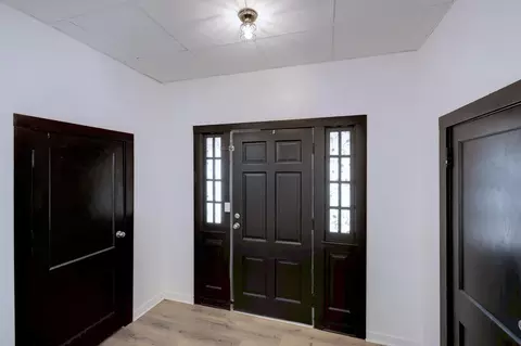 Entry Way - 603 E 9th, Winfield, KS 67156 photo 1 of 4