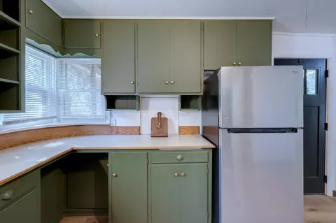 Kitchen - 603 E 9th, Winfield, KS 67156 photo 2 of 3