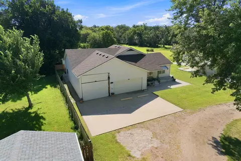 1138 N Sheridan St, Wichita, KS 67203