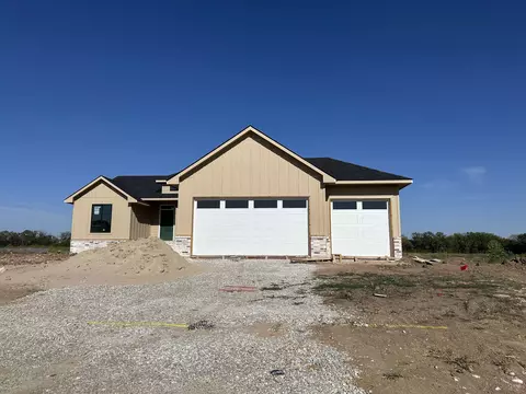 3582 S Linden Ct, Wichita, KS 67210