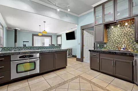 Kitchen - 518 E Mulvane, Mulvane, KS 67110 photo 2 of 4