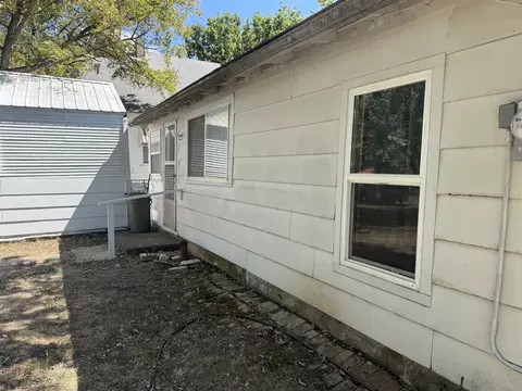 Exterior - 610 E 16th, Winfield, KS 67156 photo 4 of 4