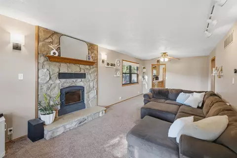Living - 501 S Opal, Maize, KS 67101 photo 3 of 4