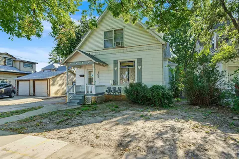 109 S Front St, Salina, KS 67401