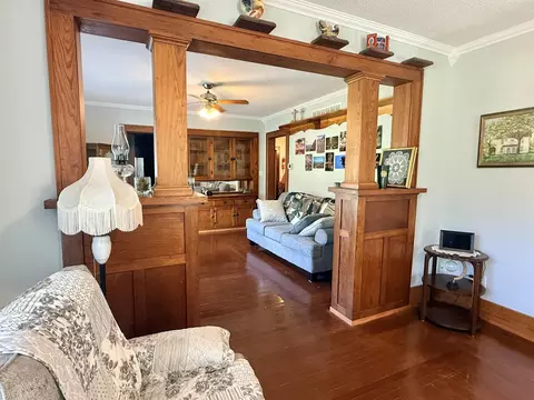 Living - 673 Walnut, Marion, KS 66861 photo 2 of 9