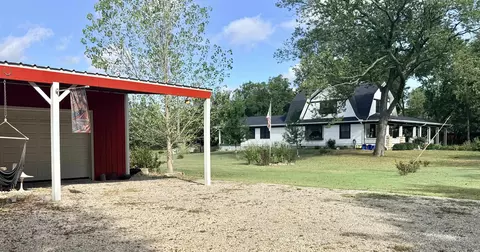 Exterior - 673 Walnut, Marion, KS 66861 photo 7 of 11