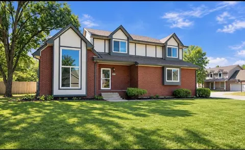 9915 W Jamesburg St, Wichita, KS 67212
