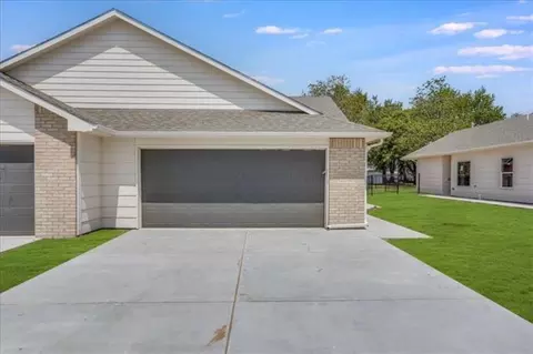 16351637 S Limuel St, Wichita, KS 67235