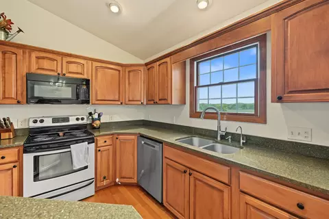 Kitchen - 2418 Flag Rd, Abilene, KS 67410 photo 3 of 4
