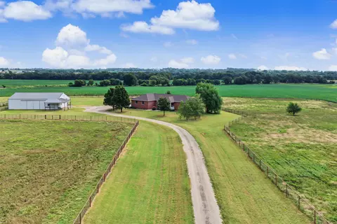View/Area - 2418 Flag Rd, Abilene, KS 67410 photo 2 of 5