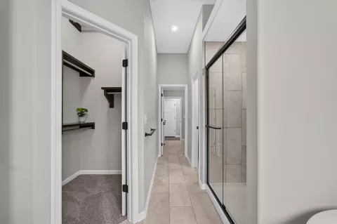 Entry Way - 2618 E Spring Meadows Ct, Derby, KS 67037 photo 4 of 5