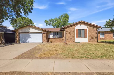 8208 E Boston St, Wichita, KS 67207