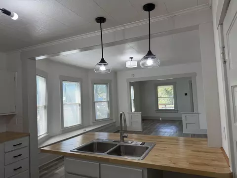 Kitchen - 116 S Elm St, Eureka, KS 67045 photo 3 of 5