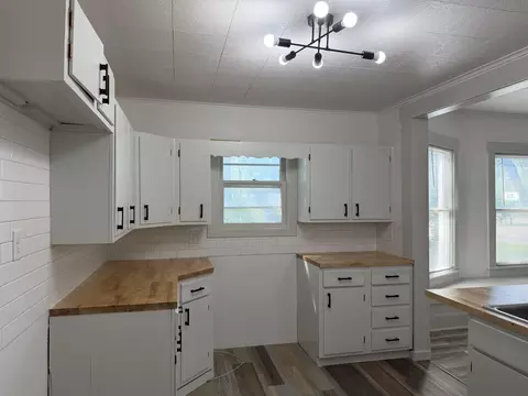 Kitchen - 116 S Elm St, Eureka, KS 67045 photo 4 of 5