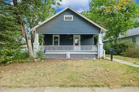 614 Charles St, Salina, KS 67401