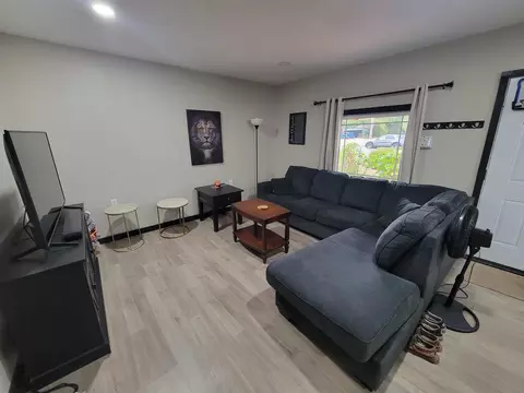 Living - 439 E Broadway, Augusta, KS 67010 photo 2 of 2