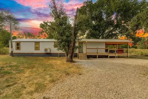 4902 W W 57th Cir N, Wichita, KS 67204