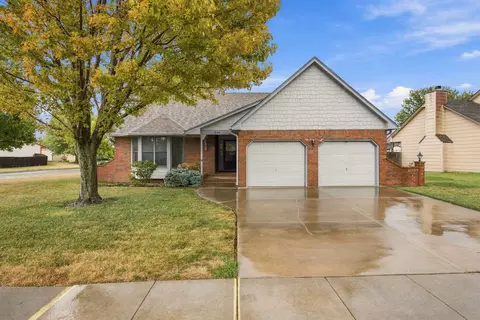 1986 S Longford St, Wichita, KS 67207