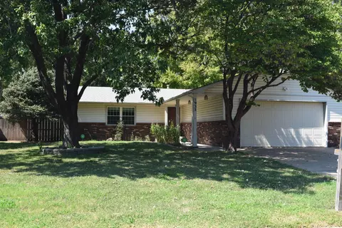 1933 N Reca, Wichita, KS 67212