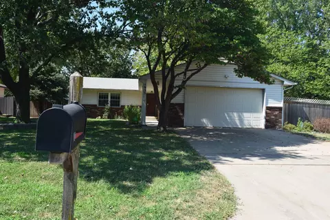 1933 N Reca, Wichita, KS 67212