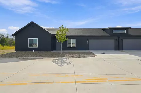 819 S Jay St, Valley Center, KS 67147