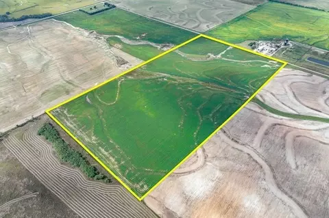 00000 W 20th, Milan, KS 67105