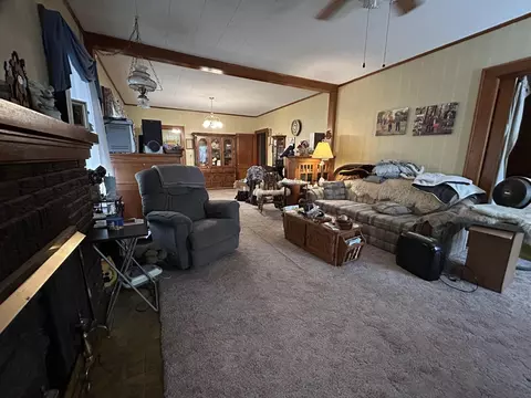 Living - 512 E 12th, Winfield, KS 67156 photo 1 of 2