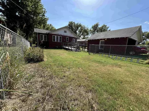Exterior - 512 E 12th, Winfield, KS 67156 photo 2 of 7