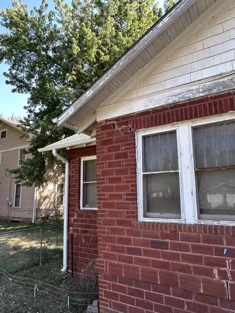 Exterior - 512 E 12th, Winfield, KS 67156 photo 3 of 7