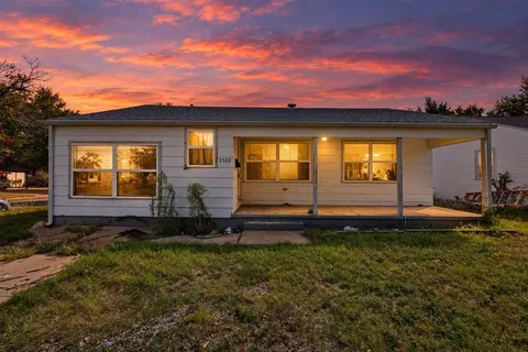 2502 S Victoria Ave, Wichita, KS 67216