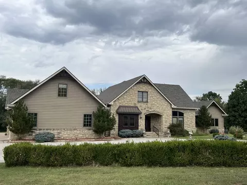 2000 E Madison, Arkansas City, KS 67005