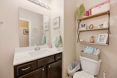 Bath - 3209 E Aster, Derby, KS 67037 photo 1 of 3