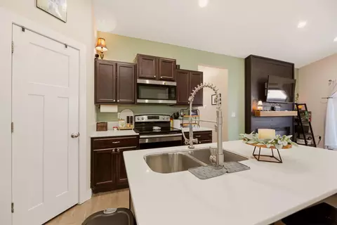 Kitchen - 3209 E Aster, Derby, KS 67037 photo 2 of 4