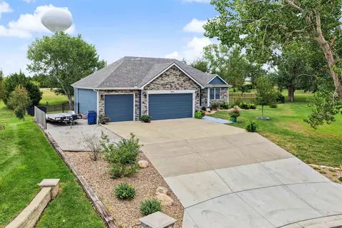 1813 Bluestem Ln, Salina, KS 67401