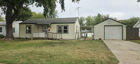 1312 W Regal St, Wichita, KS 67217