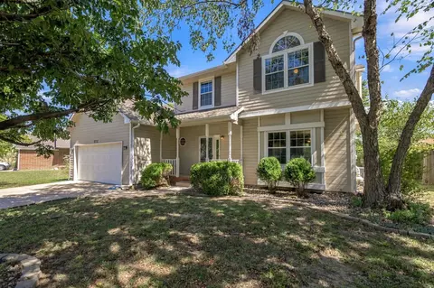 2732 N Beacon Hill Ct, Wichita, KS 67220