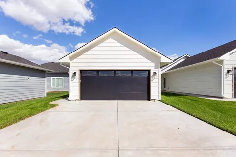 Exterior - 3533 N Azalea St, Maize, KS 67223 photo 3 of 3