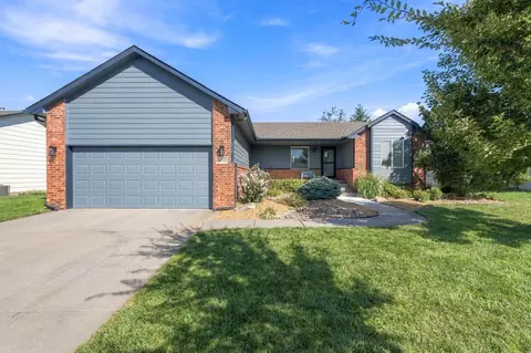 1902 N Bellick St, Wichita, KS 67235