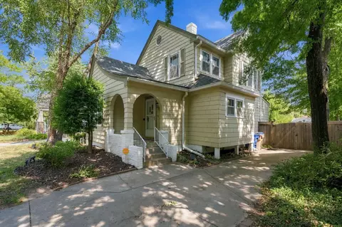 636 N Crestway St, Wichita, KS 67208