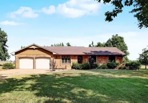 18800 W 29th St N, Colwich, KS 67030