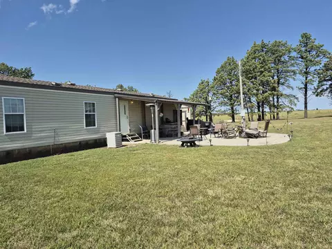 Exterior - 402 Eureka Lk, Eureka, KS 67045 photo 3 of 8