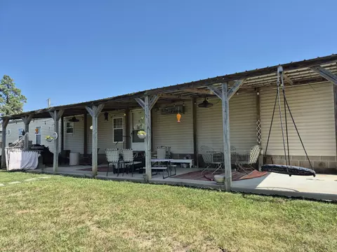 Exterior - 402 Eureka Lk, Eureka, KS 67045 photo 1 of 8