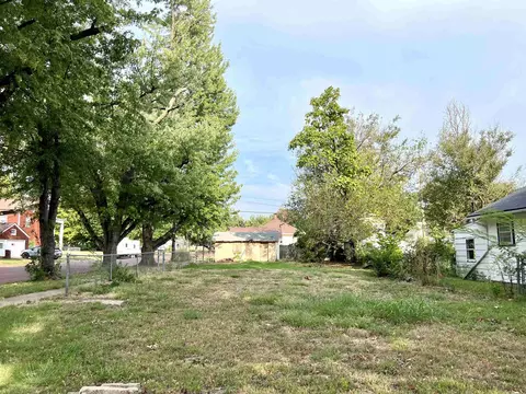 328 N 5th #1015, Arkansas City, KS 67005