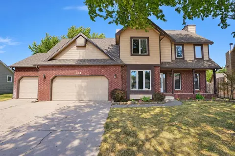 134 N Karren Ct, Wichita, KS 67212
