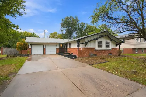 4001 W Bella Vis, Wichita, KS 67212