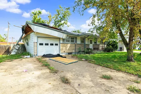 307 Hartland Ave, Salina, KS 67401