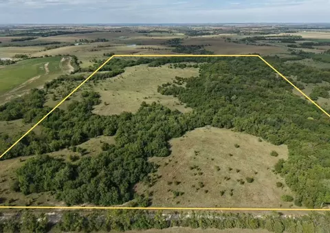 00000 W Mohawk Rd, Canton, KS 67428