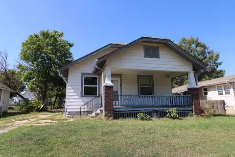 113 N Orchard St, El Dorado, KS 67042
